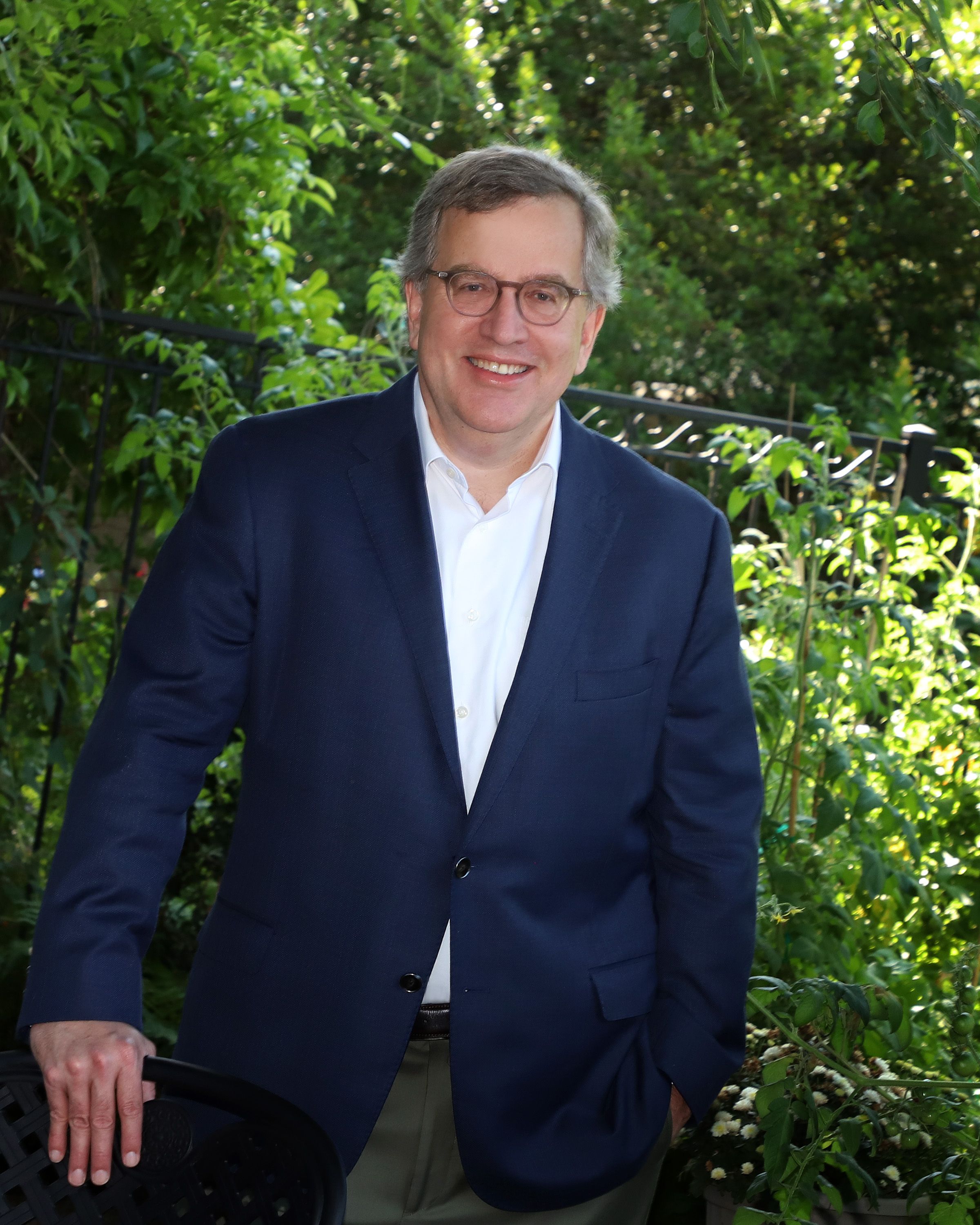Photo of Bill Kroger with trees in the background